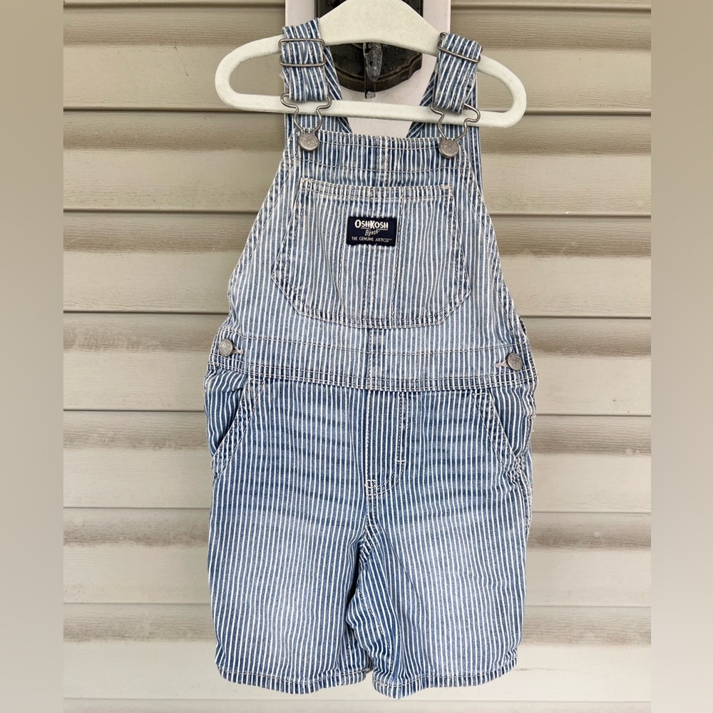 Oshkosh B’Gosh Boys Sz 24 Months Blue & White Striped Denim Conductor Overalls